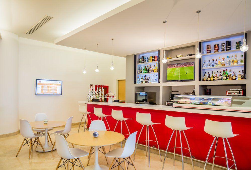 Bar/Salón Fiesta Inn Insurgentes Viaducto
