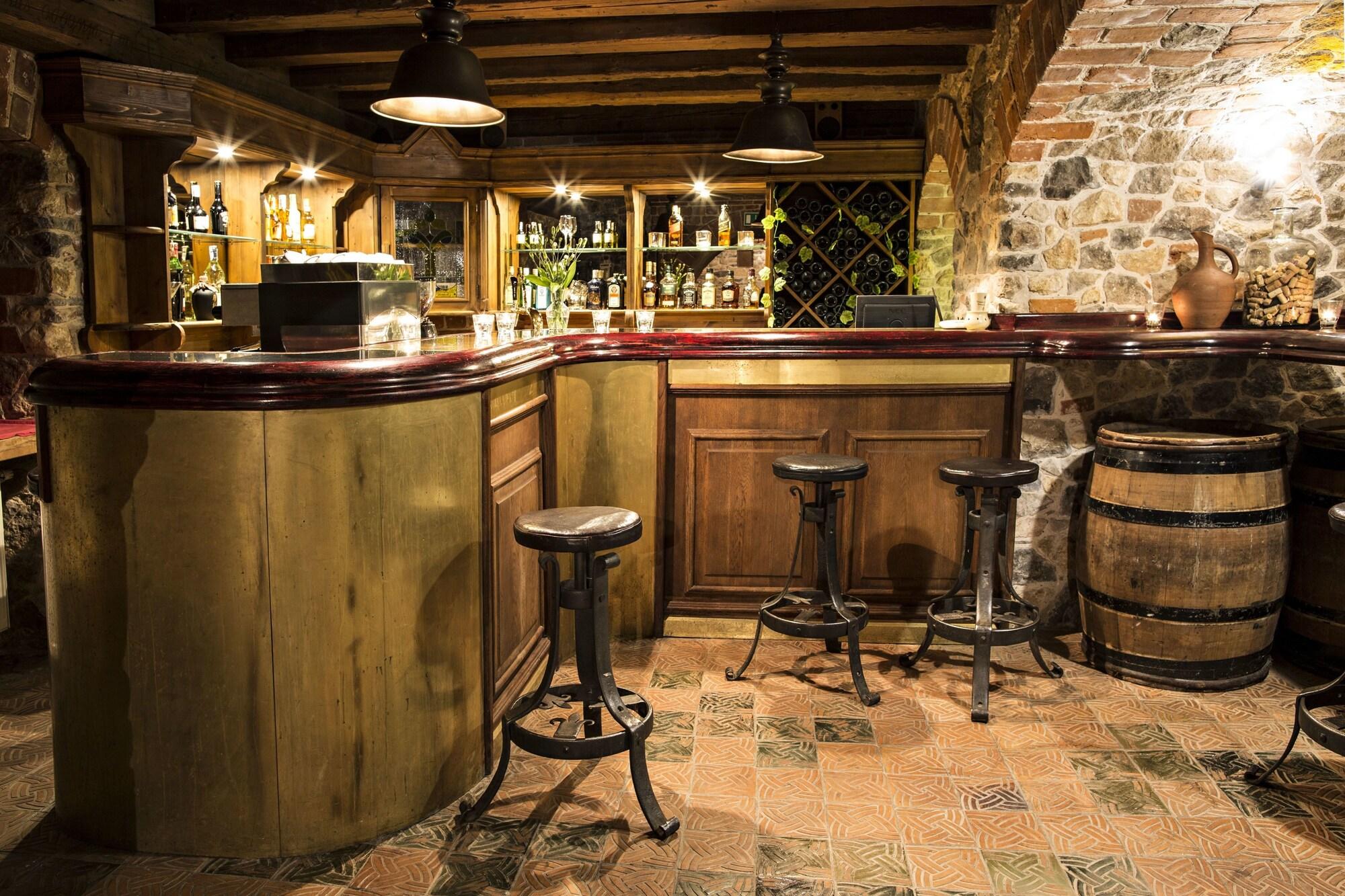 Bar/Salón Hotel pod Cizemka