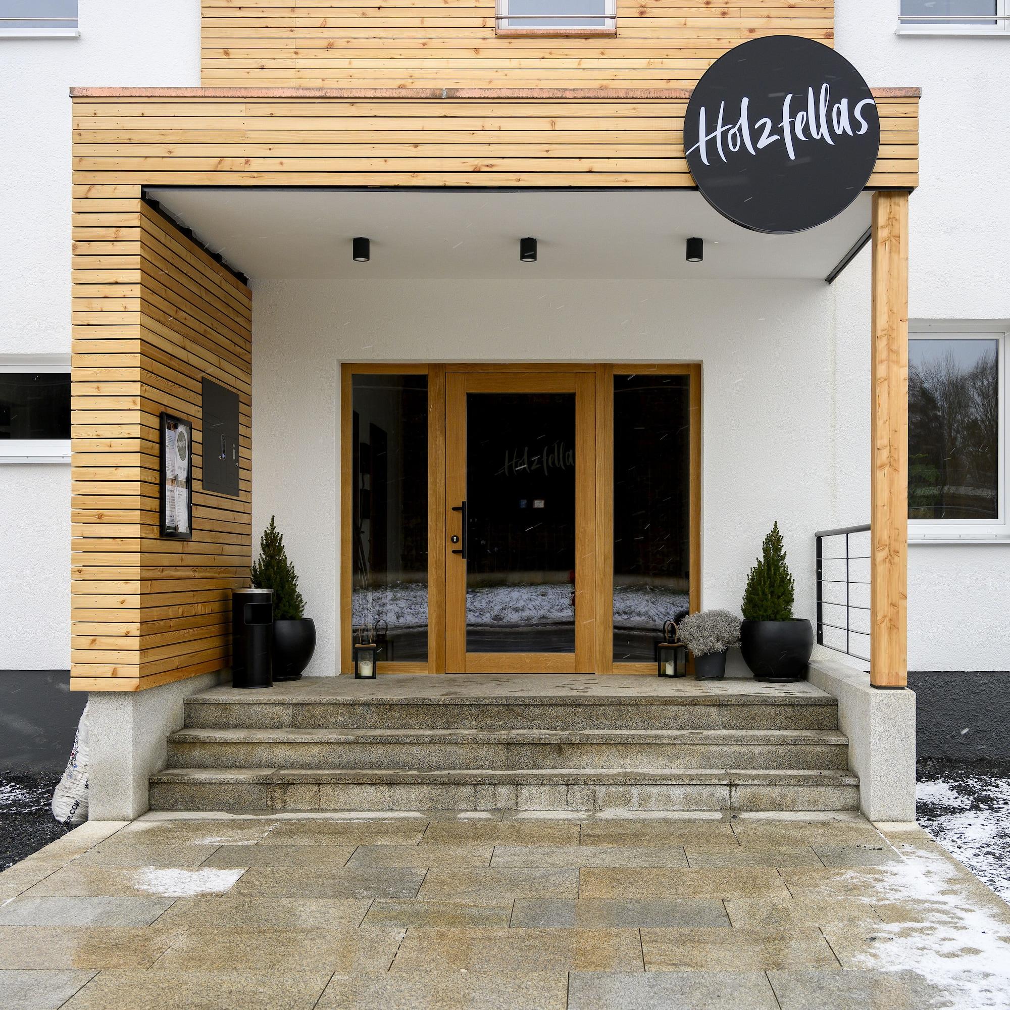 Vista Exterior Holzfellas Hotel & Restaurant