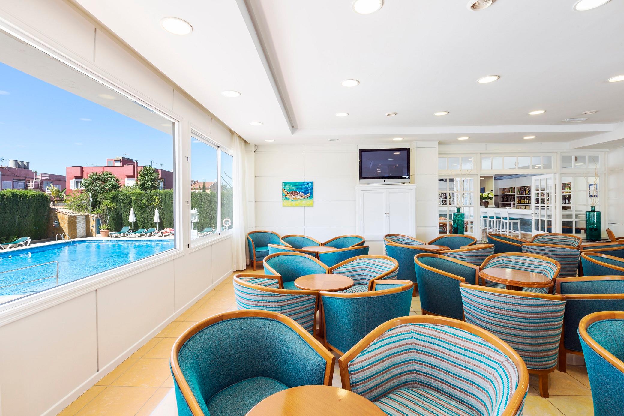 Vista Piscina Don Miguel Playa