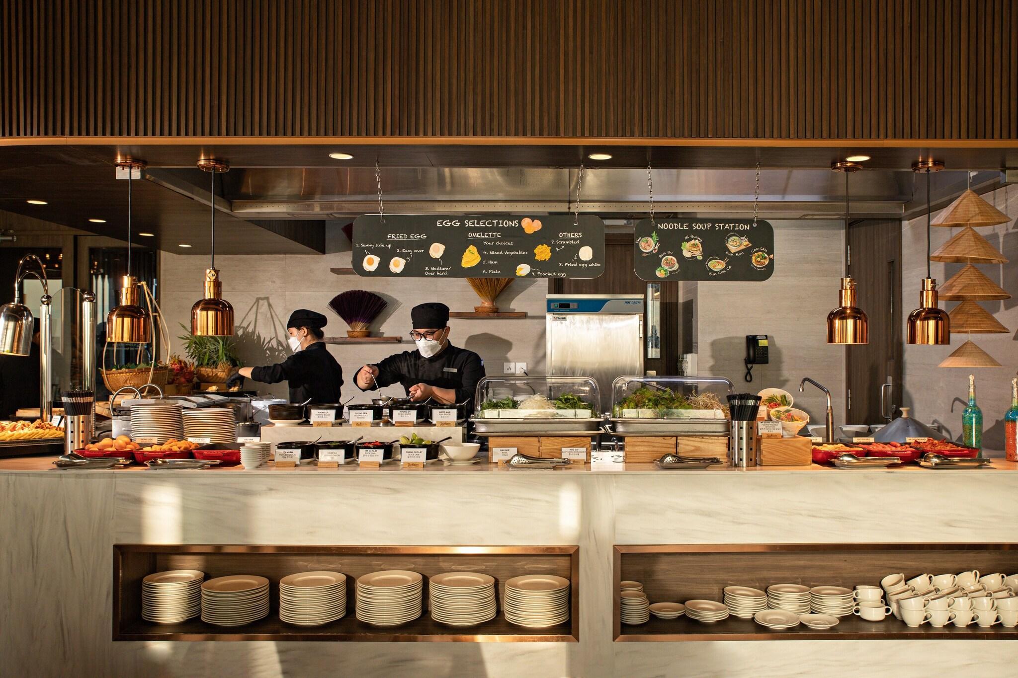 Restaurant Radisson Hotel Danang