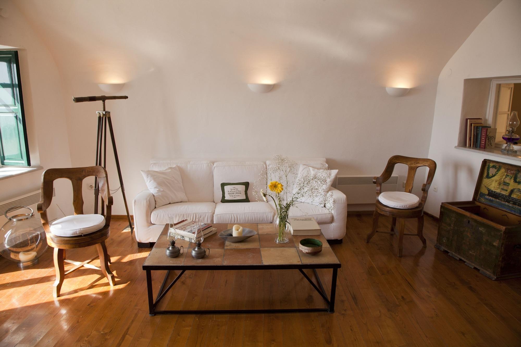 Vista Lobby The Vasilicos