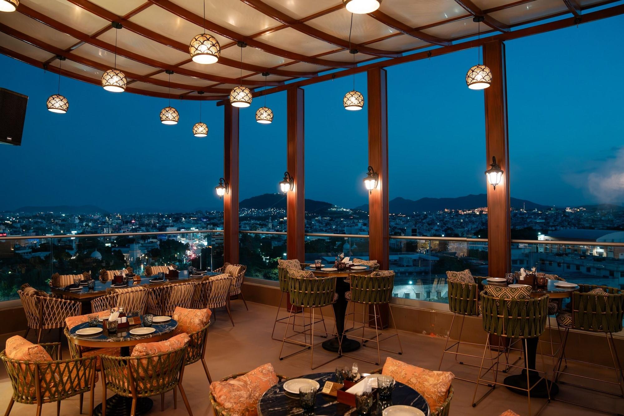 Restaurant Regenta Central Udaipur