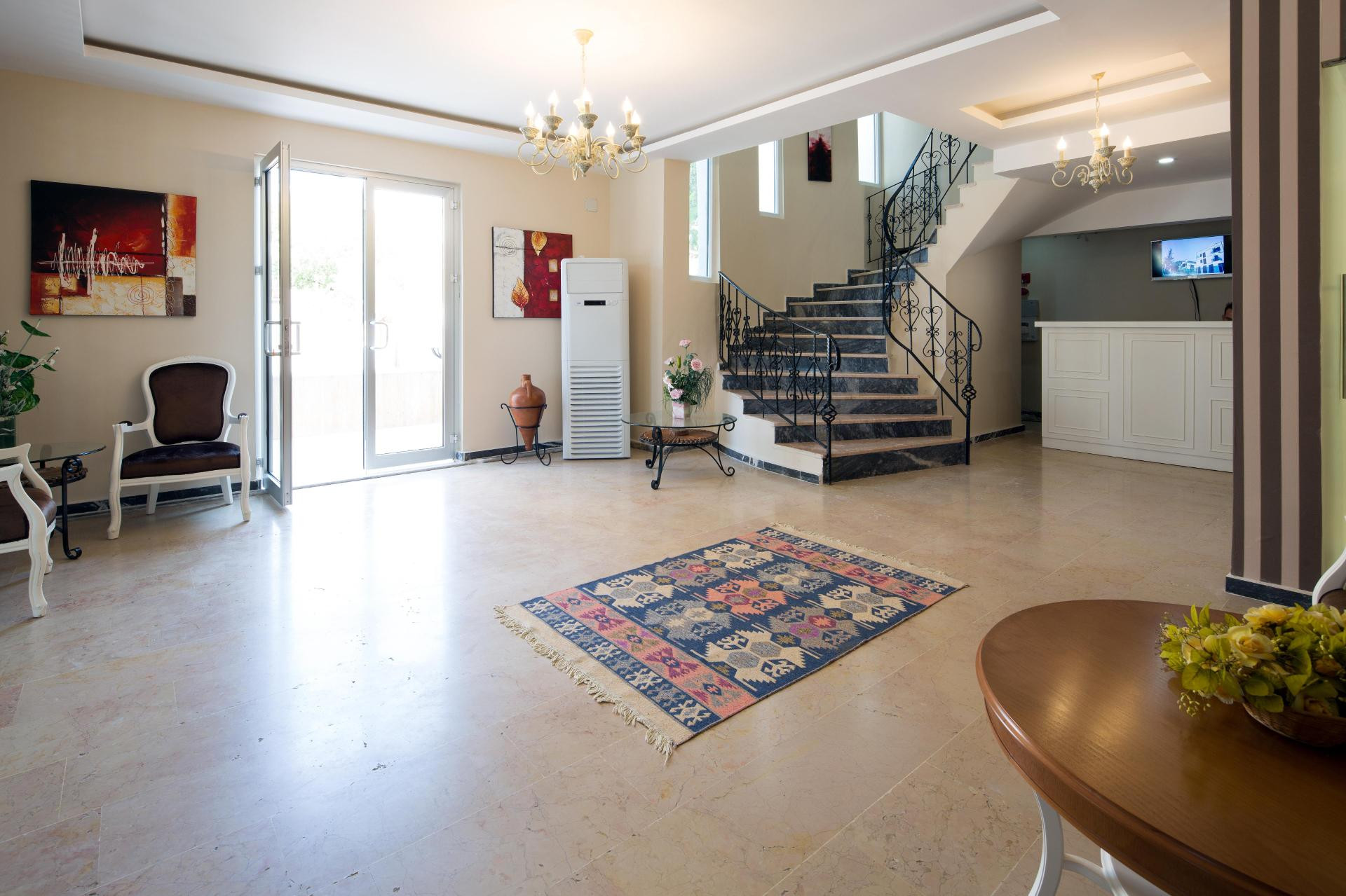 Vista Lobby Enda Boutique Hotel