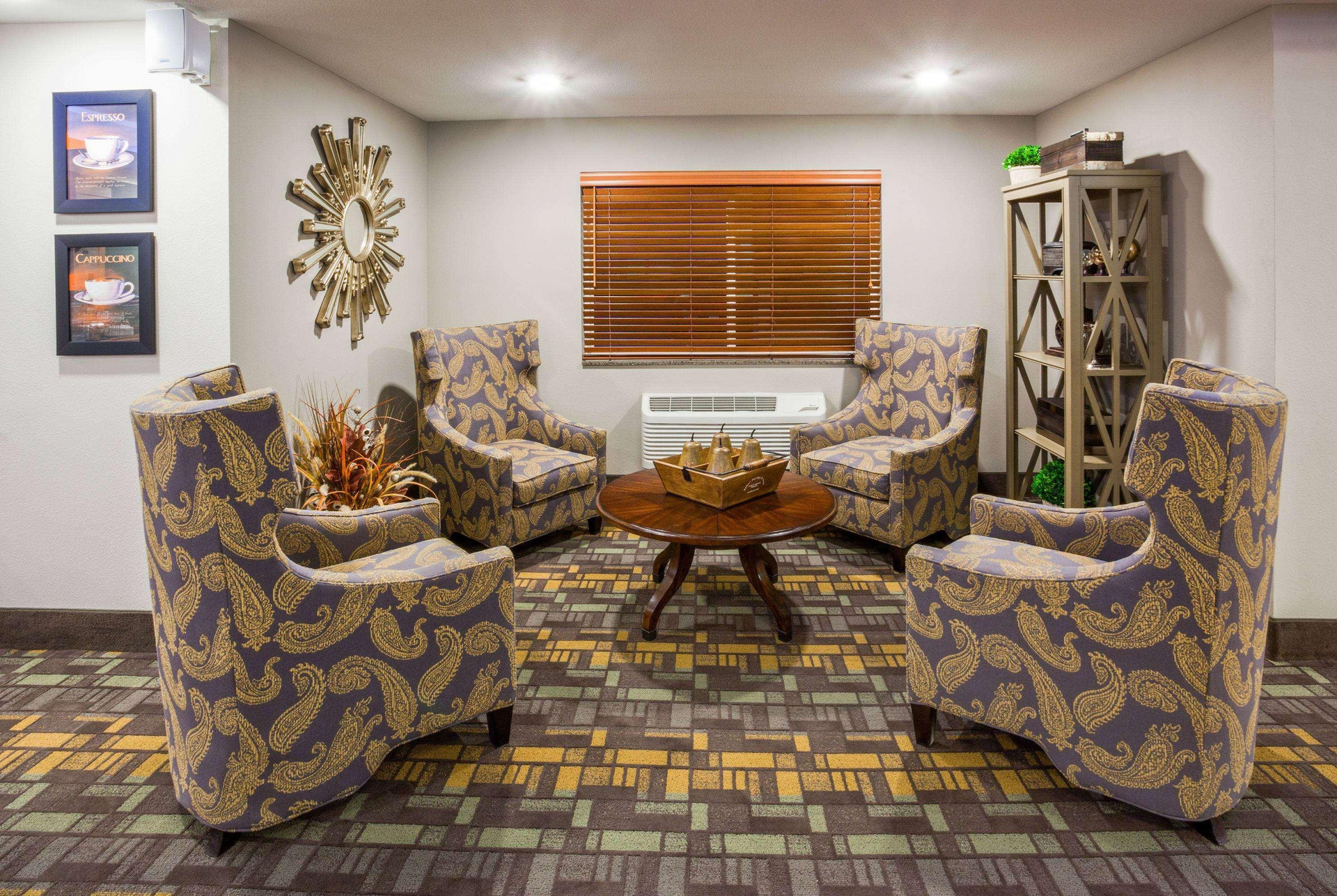 Vista Lobby AmericInn by Wyndham Sibley