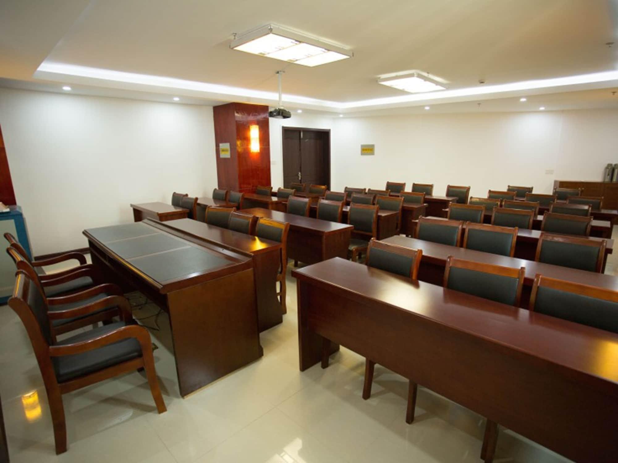 Sala de Reuniones GreenTree Inn GuangDe County ZhongYang LeCheng Hotel