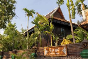 Alojamiento - Khmer Lodge