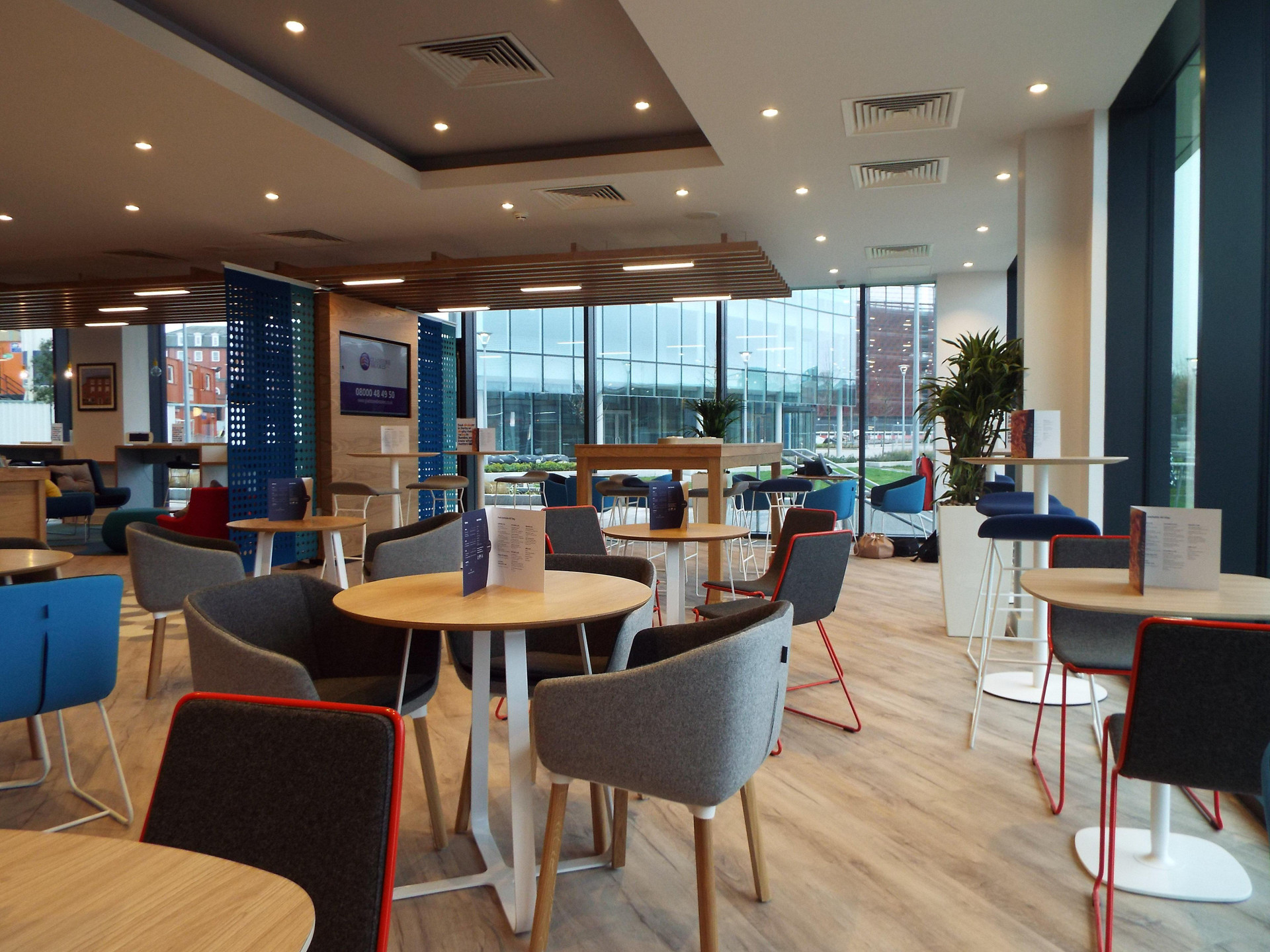 Bar/Salón Holiday Inn Express Stockport by IHG